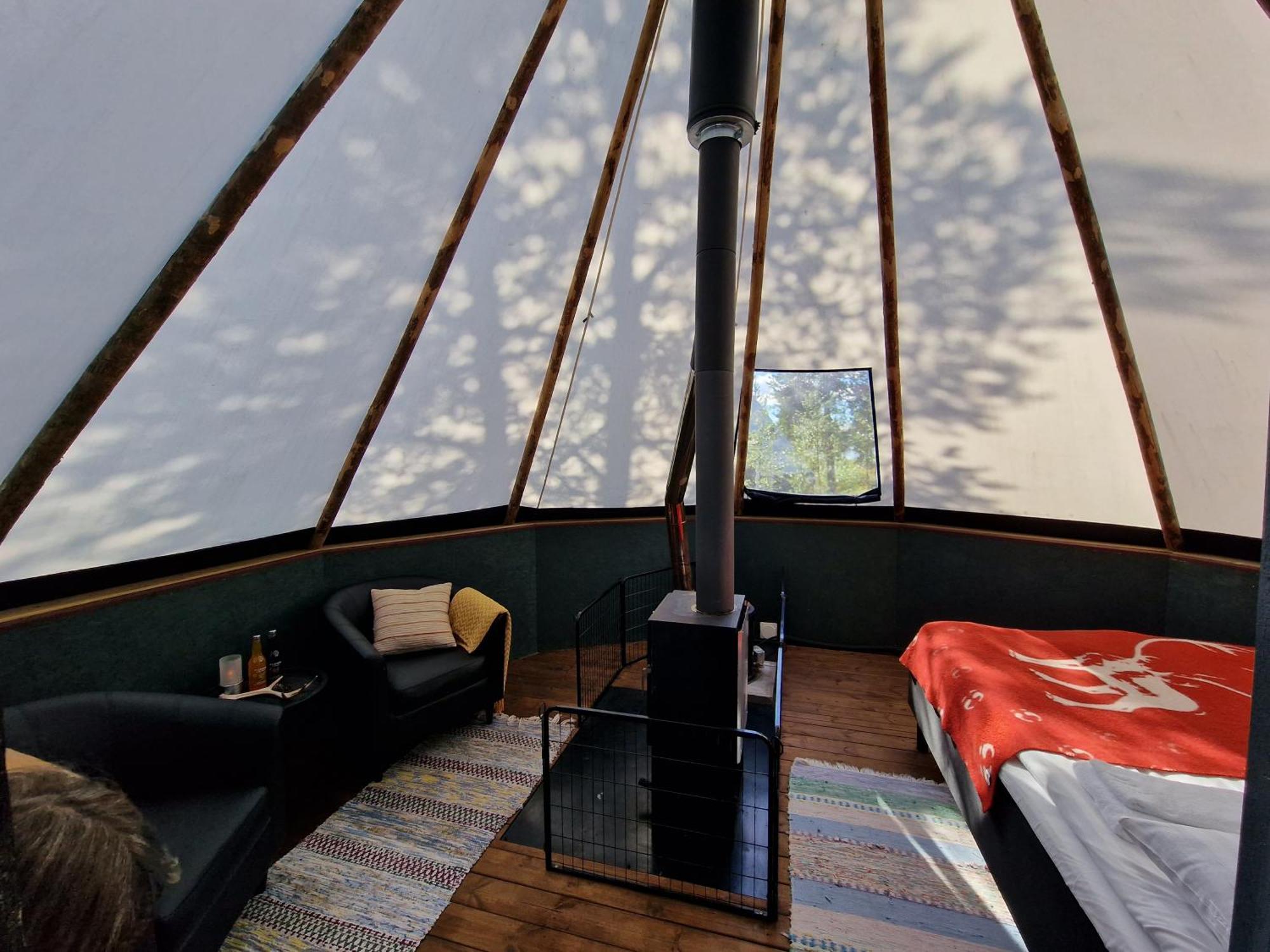 Reindeer Lodge Jukkasjärvi 外观 照片