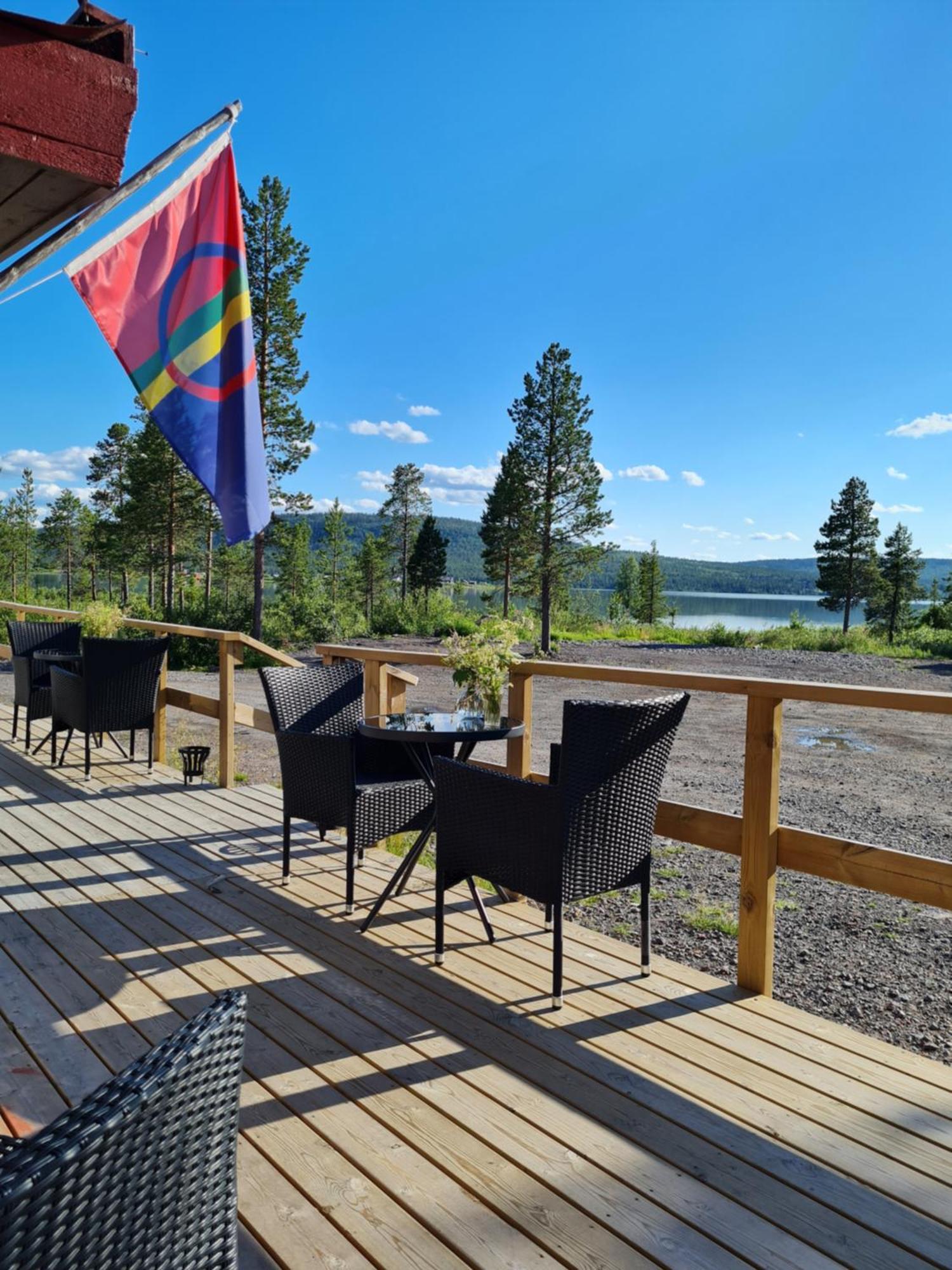 Reindeer Lodge Jukkasjärvi 外观 照片